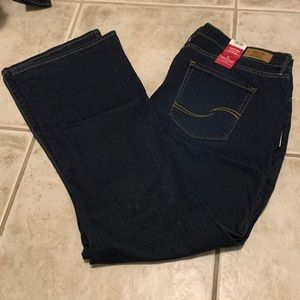 Dark wash - super stretch Levi jeans